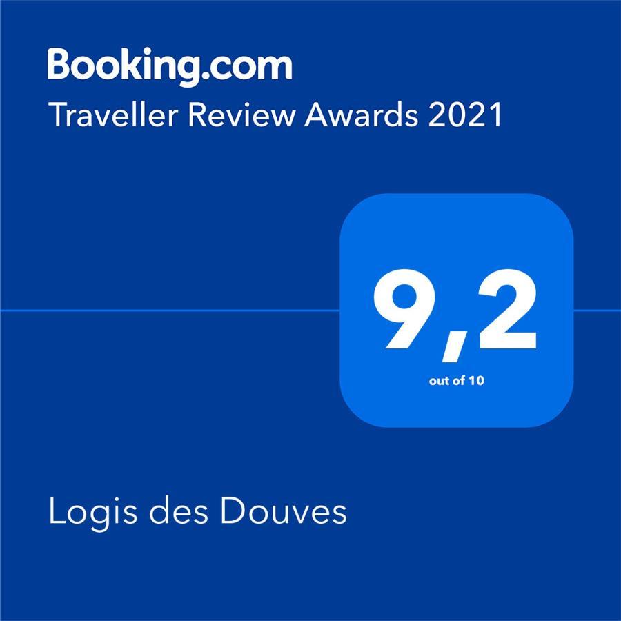 Tiffauges Logis Des Douves Bed & Breakfast エクステリア 写真